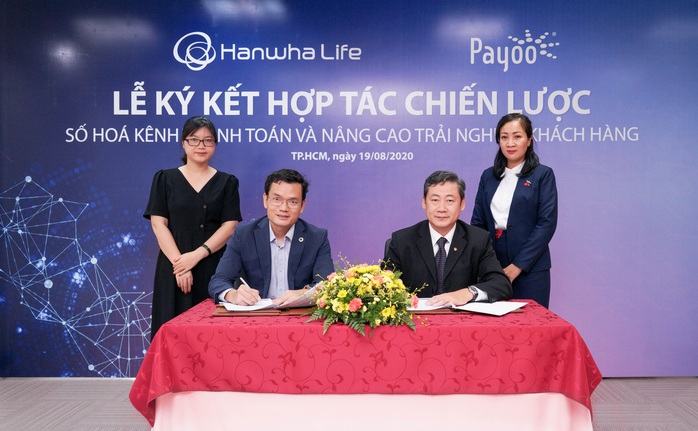 Hanwha Life Việt Nam hợp tác chiến lược cùng MoMo và Payoo - Ảnh 1. Hanwha Life Việt Nam hợp tác chiến lược cùng MoMo và Payoo - Ảnh 1.
