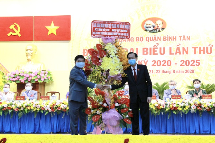 Đại hội Đại biểu Đảng bộ quận Bình Tân đề ra nhiều mục tiêu cho nhiệm kỳ mới - Ảnh 1.