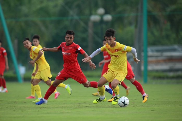 Từ chối đấu giao hữu với U19 để bảo vệ lứa U22 - Ảnh 1.