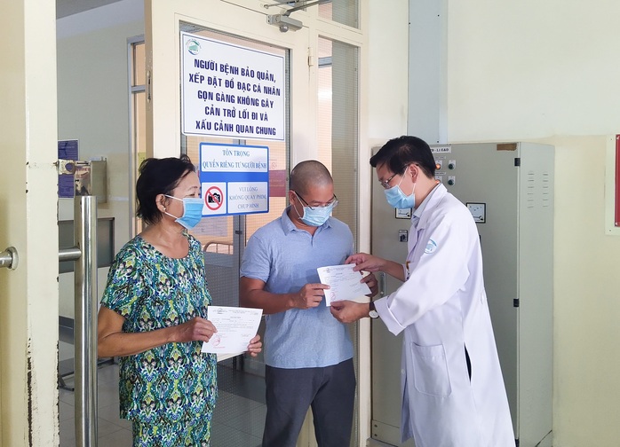 Kinh nghiệm chống lây nhiễm Covid-19 trong bệnh viện Việt Nam lên tạp chí quốc tế - Ảnh 1.