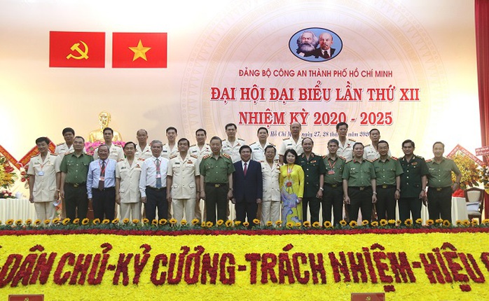 Đại tá Lê Hồng Nam giữ chức Bí Thư Đảng ủy Công an TP HCM - Ảnh 4.