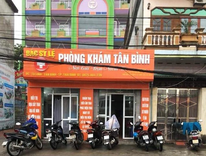 Bắt khẩn cấp bà nội đầu độc cháu ruột 1 tuổi bị bại não - Ảnh 1.