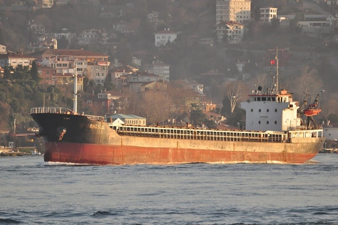 Nổ cực lớn ở Lebanon: Con tàu bị bỏ rơi trở thành “bom hẹn giờ kinh hoàng - Ảnh 1.