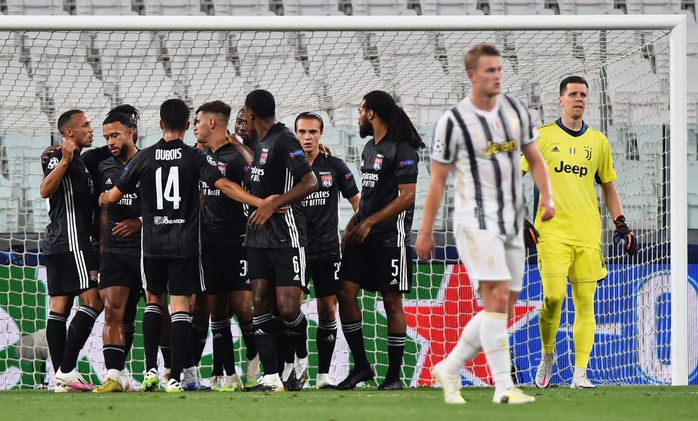 Ronaldo lập cú đúp, Juventus vẫn bị hất văng khỏi Champions League - Ảnh 3.