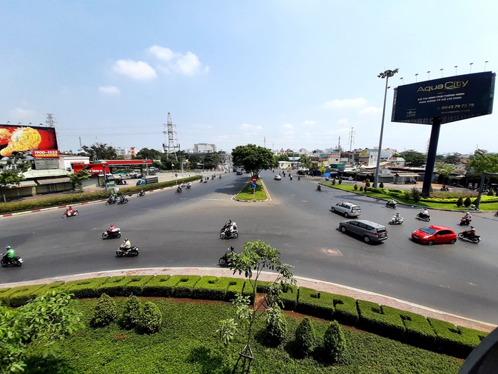 Sinh sau và chuyển mình mạnh mẽ - Ảnh 2. Sinh sau và chuyển mình mạnh mẽ - Ảnh 2.