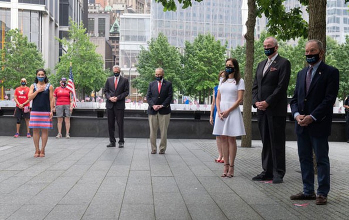 Mỹ: Covid-19 phủ bóng lễ tưởng niệm sự kiện 11-9 - Ảnh 2.