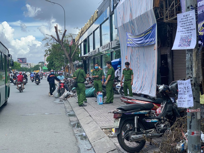Cháy chi nhánh Eximbank ở Gò Vấp: Bắt khẩn cấp Nguyễn Minh Long - Ảnh 1.