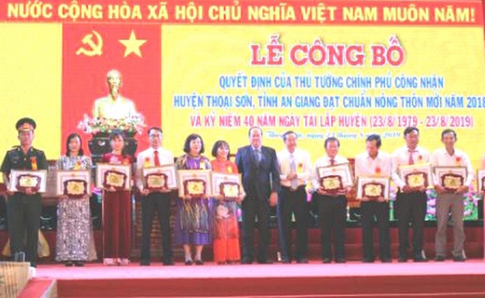 An Giang tìm cách giúp dân thoát nghèo bền vững - Ảnh 4.