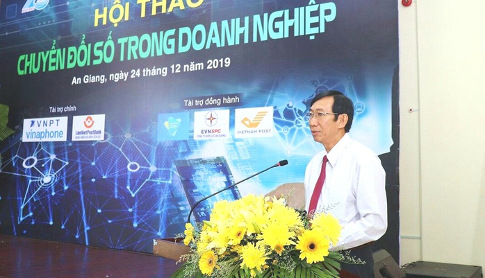 An Giang đẩy mạnh chính quyền số phục vụ dân - Ảnh 1.