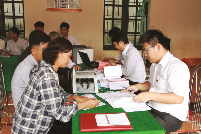 Gia tăng nguồn vốn tại địa bàn Tam nông, Agribank góp phần đẩy lùi nạn tín dụng đen - Ảnh 2. Gia tăng nguồn vốn tại địa bàn Tam nông, Agribank góp phần đẩy lùi nạn tín dụng đen - Ảnh 2.