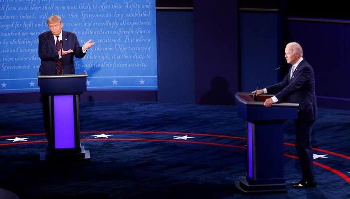 Ai thắng trong cuộc tranh luận đầu tiên, ông Trump hay ông Biden? - Ảnh 1.