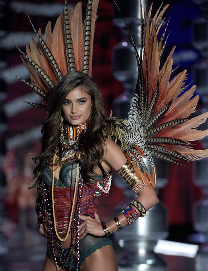 “Thiên thần nội y” Taylor Hill khoe vẻ đẹp cuốn hút - Ảnh 6. “Thiên thần nội y” kèo nhà cái tỷ lệ bóng đá khoe vẻ đẹp cuốn hút - Ảnh 6.
