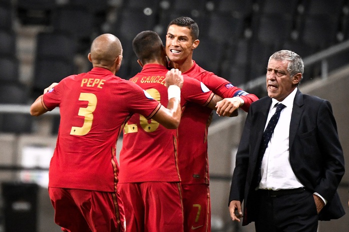 Ronaldo lập cú đúp siêu phẩm, Bồ Đào Nha toàn thắng Nations League - Ảnh 6.