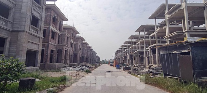 Thổi giá đất nền vùng ven, nhà đầu tư cẩn trọng khi xuống tiền - Ảnh 1. Thổi giá đất nền vùng ven, nhà đầu tư cẩn trọng khi xuống tiền - Ảnh 1.