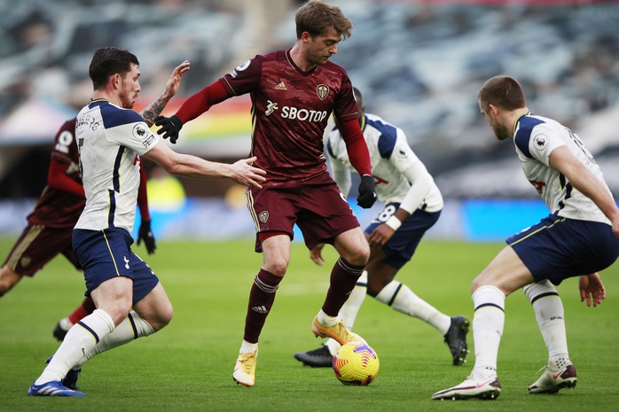 Son Heung-min chạm mốc 100 bàn thắng, Tottenham bay bổng Top 3 Ngoại hạng - Ảnh 1.