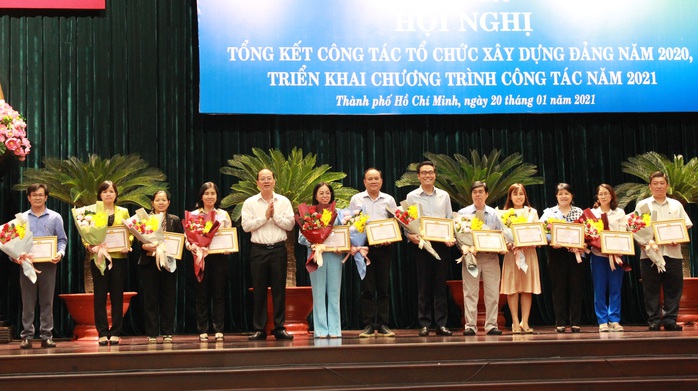 Bí thư Nguyễn Văn Nên: Công tác đánh giá cán bộ có ý nghĩa đặc biệt quan trọng - Ảnh 3.