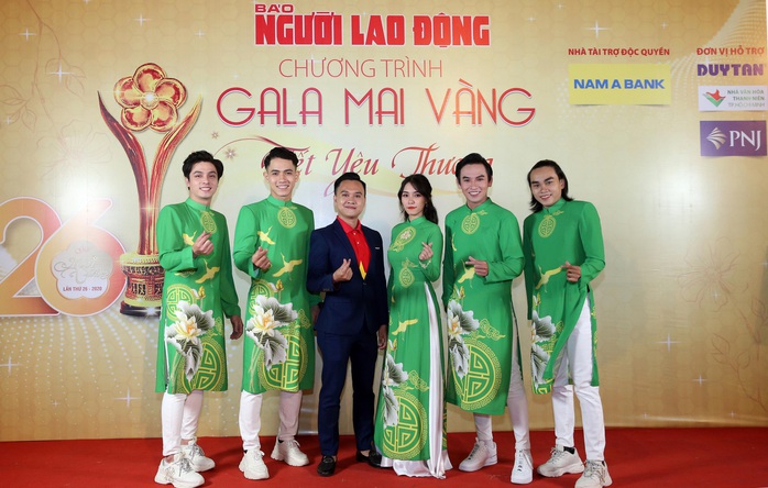 GALA MV Xuan yeu thuong-tham do 6