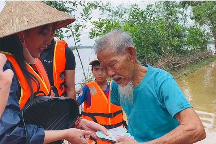 Đề xuất mới cho phép cá nhân được vận động, tiếp nhận tiền ủng hộ lũ lụt - Ảnh 1.