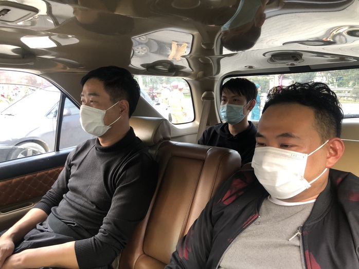 Đà Nẵng: Bắt giam tài xế ô tô chở 3 người Trung Quốc nhập cảnh trái phép - Ảnh 2.