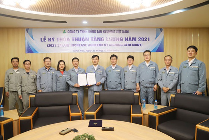 Công ty TNHH Đóng tàu Hyundai VN: Giải quyết ổn thỏa kiến nghị lương, thưởng của công nhân - Ảnh 1.