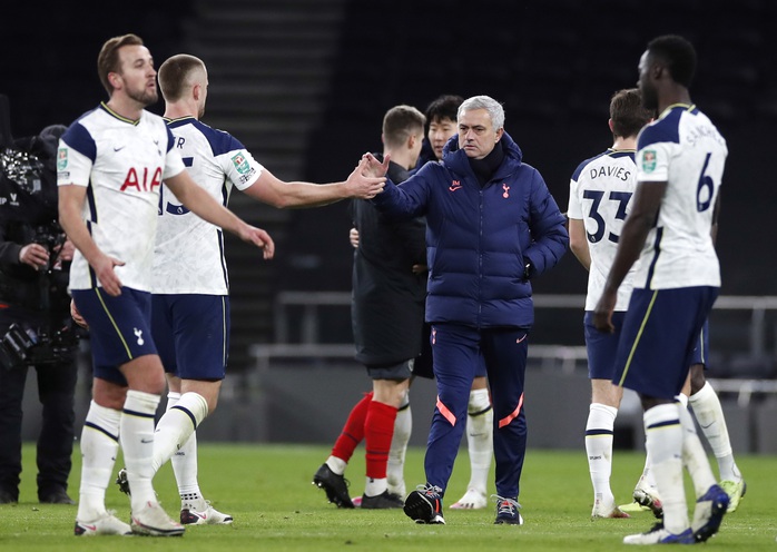 Hạ Brentford 2-0, Tottenham có vé dự trận chung kết đầu mùa - Ảnh 7.