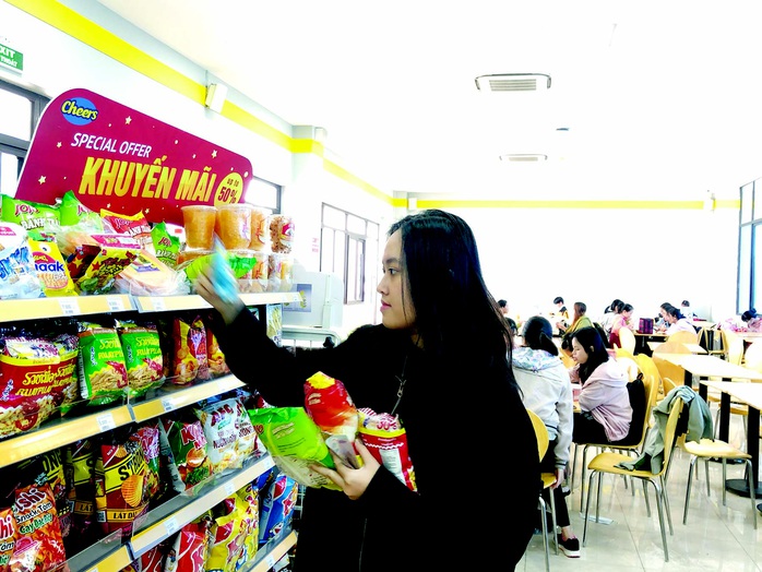 “Co.op” vào trường học - Ảnh 1. “Co.op” vào trường học - Ảnh 1.