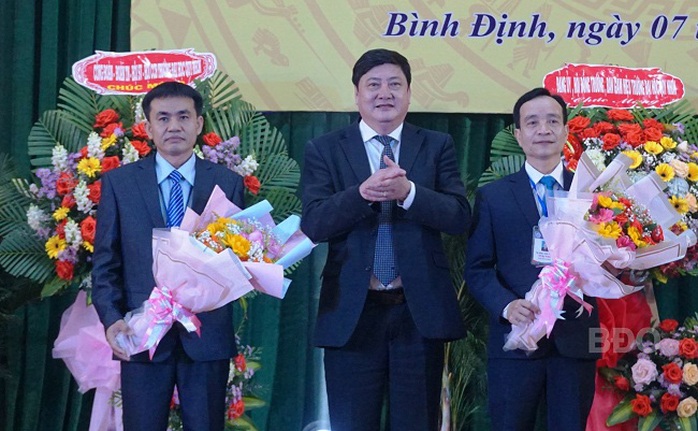 Trường ĐH Quy Nhơn có 2 phó hiệu trưởng mới - Ảnh 1.