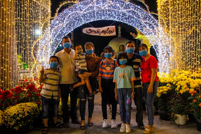 Rực rỡ sắc màu mô hình trang trí xuân tại chùa Hoằng Pháp - Ảnh 10. Rực rỡ sắc màu mô hình kèo nhà cái tỷ lệ cá cược trí xuân tại chùa Hoằng Pháp - Ảnh 10.
