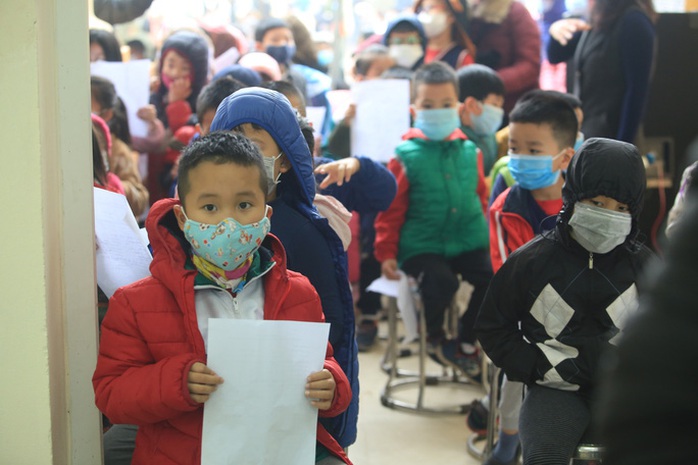 Hà Nội: Toàn bộ giáo viên, học sinh phải khai báo y tế sau kỳ nghỉ Tết - Ảnh 1.