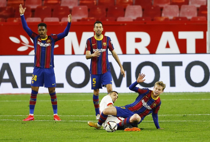 Champions League: Khó khăn vây bủa đại gia Barcelona - Ảnh 8.