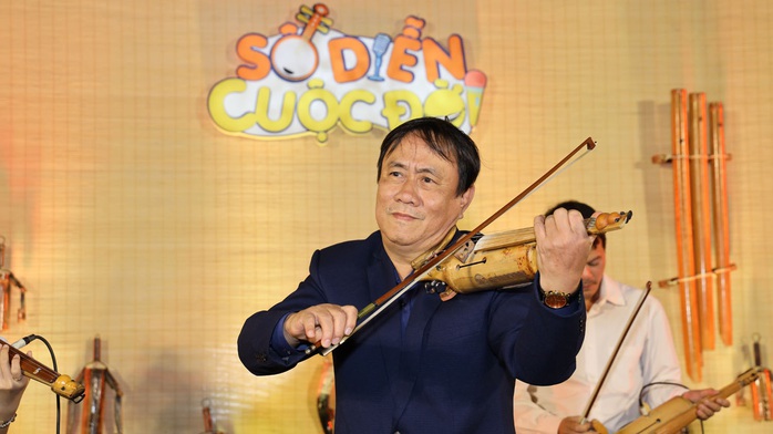 Khám phá cây violin tre độc nhất vô nhị của Việt Nam - Ảnh 6.