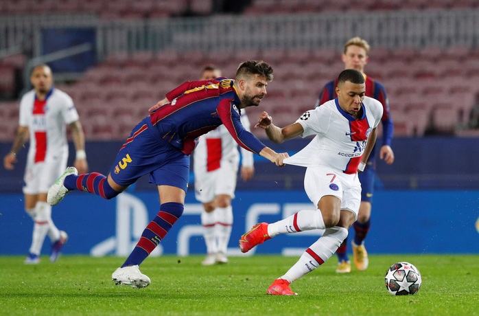 Mbappe thăng hoa với hat-trick, PSG vùi dập Barcelona tại Nou Camp - Ảnh 8.