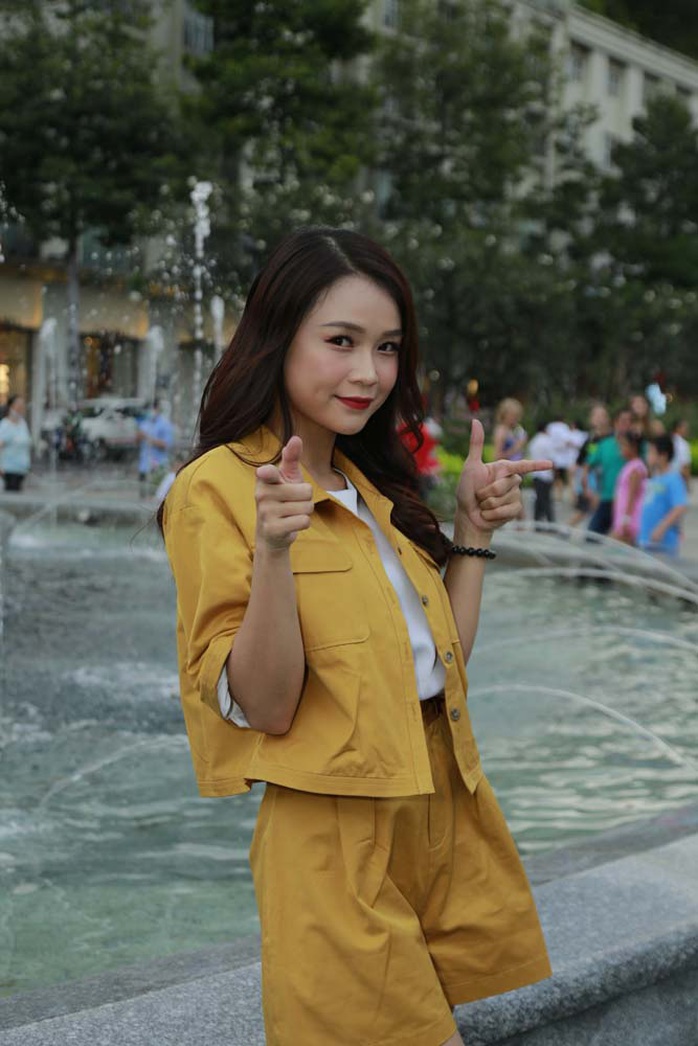 Sau chia sẻ bạn trai phải có 30-40 tỉ, hotgirl Sam thừa nhận vẫn độc thân - Ảnh 1.