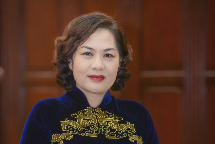 Thong doc Nguyen Thi Hong