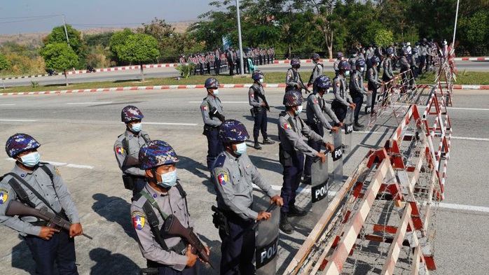 Nhiều nước rơi vào thế khó sau chính biến ở Myanmar - Ảnh 2.