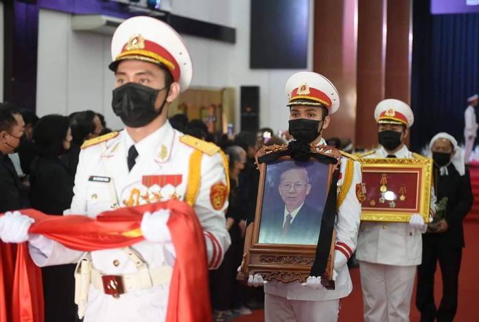 Xúc động tiễn đưa nguyên Phó Thủ tướng Trương Vĩnh Trọng - Ảnh 14.