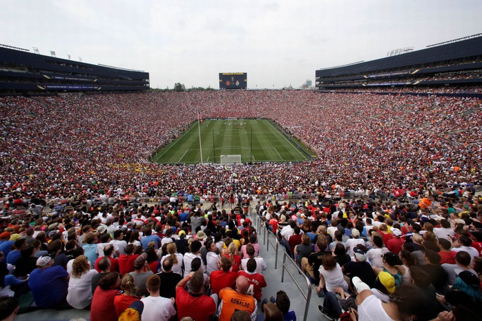 Xuất khẩu trận chung kết UEFA Champions League sang… New York - Ảnh 7.