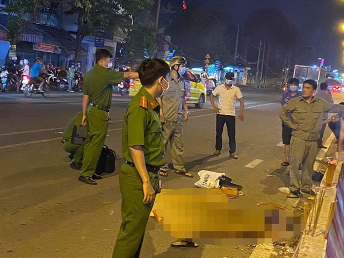 Kẻ cướp giật ở quận Tân Phú khiến 2 người thiệt mạng đã ở đâu và khai gì? - Ảnh 1.
