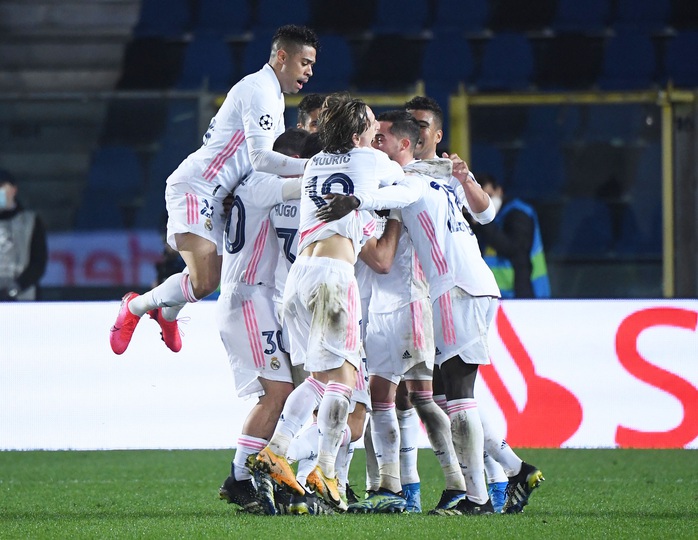 Hậu vệ ghi bàn, Real Madrid thoát hiểm trước bẫy rập Atalanta - Ảnh 5.
