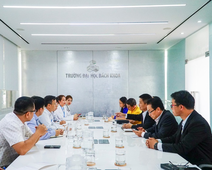 Vietravel Holdings và ĐH Bách Khoa TP HCM tăng cường hợp tác phát triển nguồn nhân lực - Ảnh 1. Vietravel Holdings và ĐH Bách Khoa TP HCM tăng cường hợp tác phát triển nguồn nhân lực - Ảnh 1.