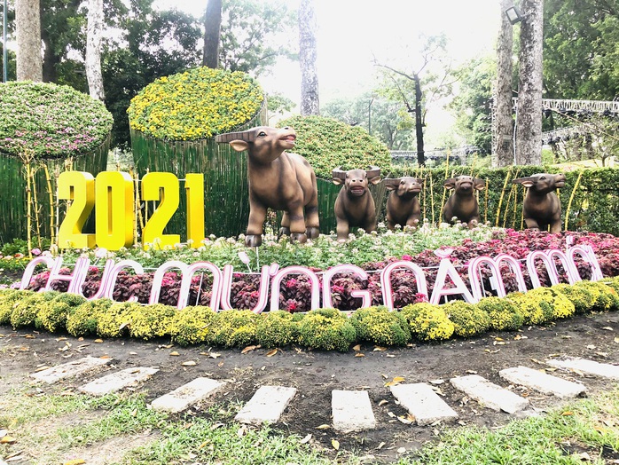 Khai mạc Hội Hoa Xuân Tân Sửu tại công viên Tao Đàn - Ảnh 1. Khai mạc Hội Hoa Xuân Tân Sửu tại công viên Tao Đàn - Ảnh 1.