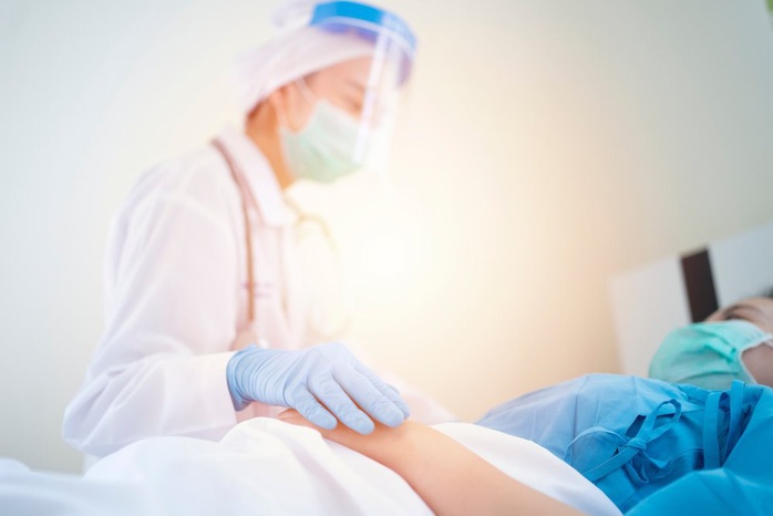 Quà tặng đặc biệt dành cho “chiến binh áo trắng” nhân kỷ niệm Ngày Thầy thuốc Việt Nam - Ảnh 1. Quà tặng đặc biệt dành cho “chiến binh áo trắng” nhân kỷ niệm Ngày Thầy thuốc Việt Nam - Ảnh 1.