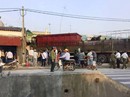 Đang nấu ăn trong nhà, bị xe đầu kéo lao vào cán chết Đang nấu ăn trong nhà, bị xe đầu kéo lao vào cán chết