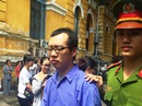 Một người nước ngoài lãnh án vì xài thẻ tín dụng giả Một người nước ngoài lãnh án vì xài thẻ tín dụng giả