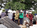Chưa có quần áo mới, một học sinh treo cổ tự tử Chưa có quần áo mới, một học sinh treo cổ tự tử