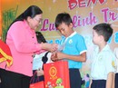 Tổ chức trung thu cho con công nhân, trẻ khuyết tật Tổ chức trung thu cho con công nhân, trẻ khuyết tật