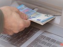 Rộ nạn ATM đồng loạt tuôn tiền mất kiểm soát Rộ nạn ATM đồng loạt tuôn tiền mất kiểm soát