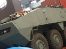 Trung Quốc lên giọng vụ tịch thu xe bọc thép Singapore Trung Quốc lên giọng vụ tịch thu xe bọc thép Singapore