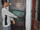 Bị dọa báo công an, quay lại gí dao, cướp tiền tiếp Bị dọa báo công an, quay lại gí dao, cướp tiền tiếp