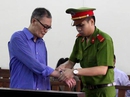 Tán gia bại sản vì giấy tờ giả Tán gia bại sản vì giấy tờ giả